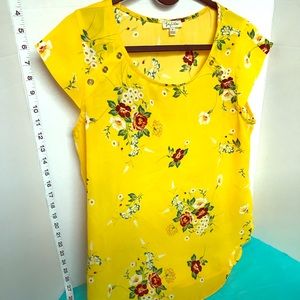Lily White top size S